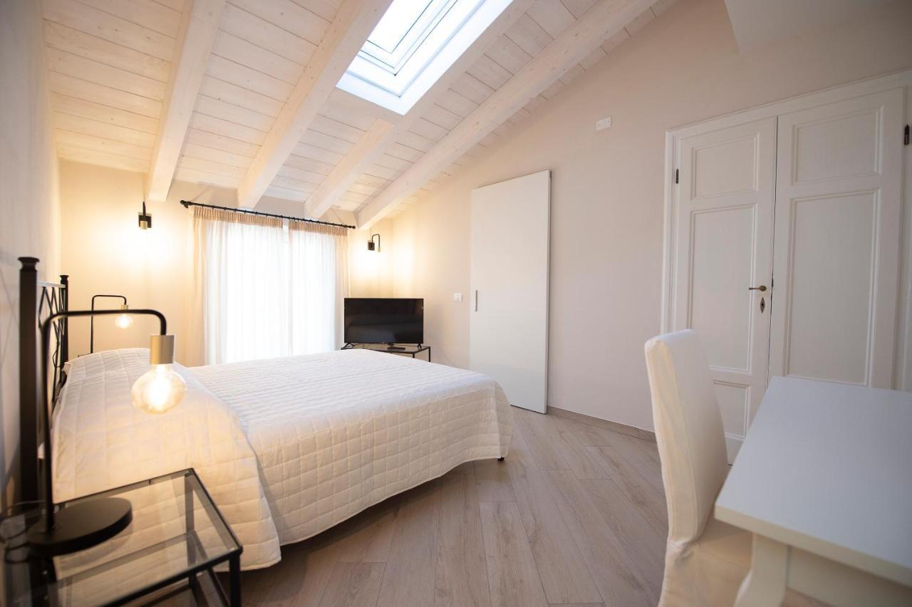 Villino Micol Camere A Due Passi Dal Mare Marina Di Carrara Exteriör bild